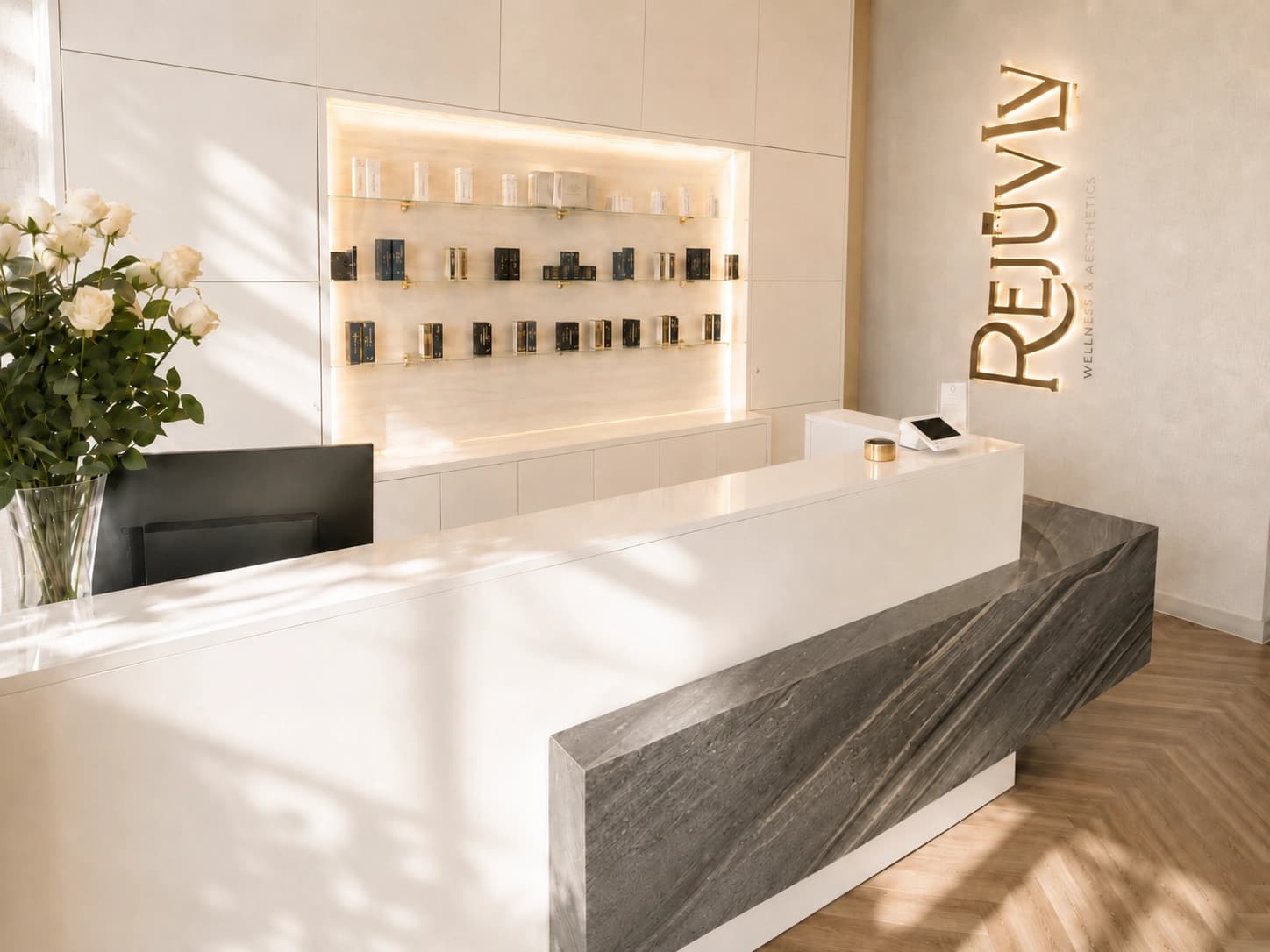Reception with fresh roses